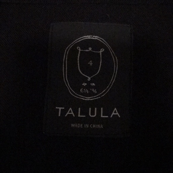 Aritzia Talula viscose rayon blazer - Picture 3 of 3